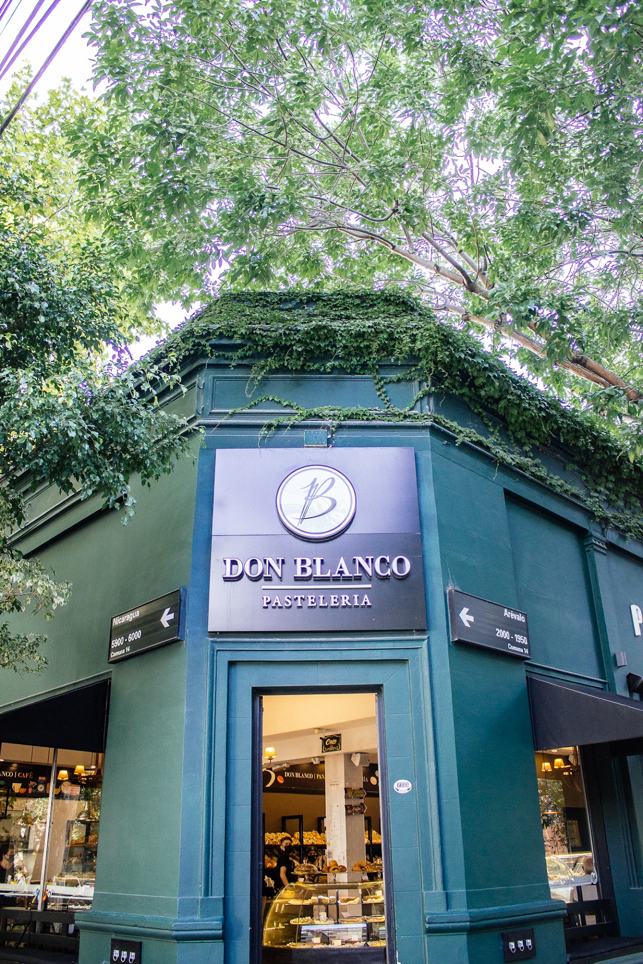 Fachada de Don Blanco en Palermo